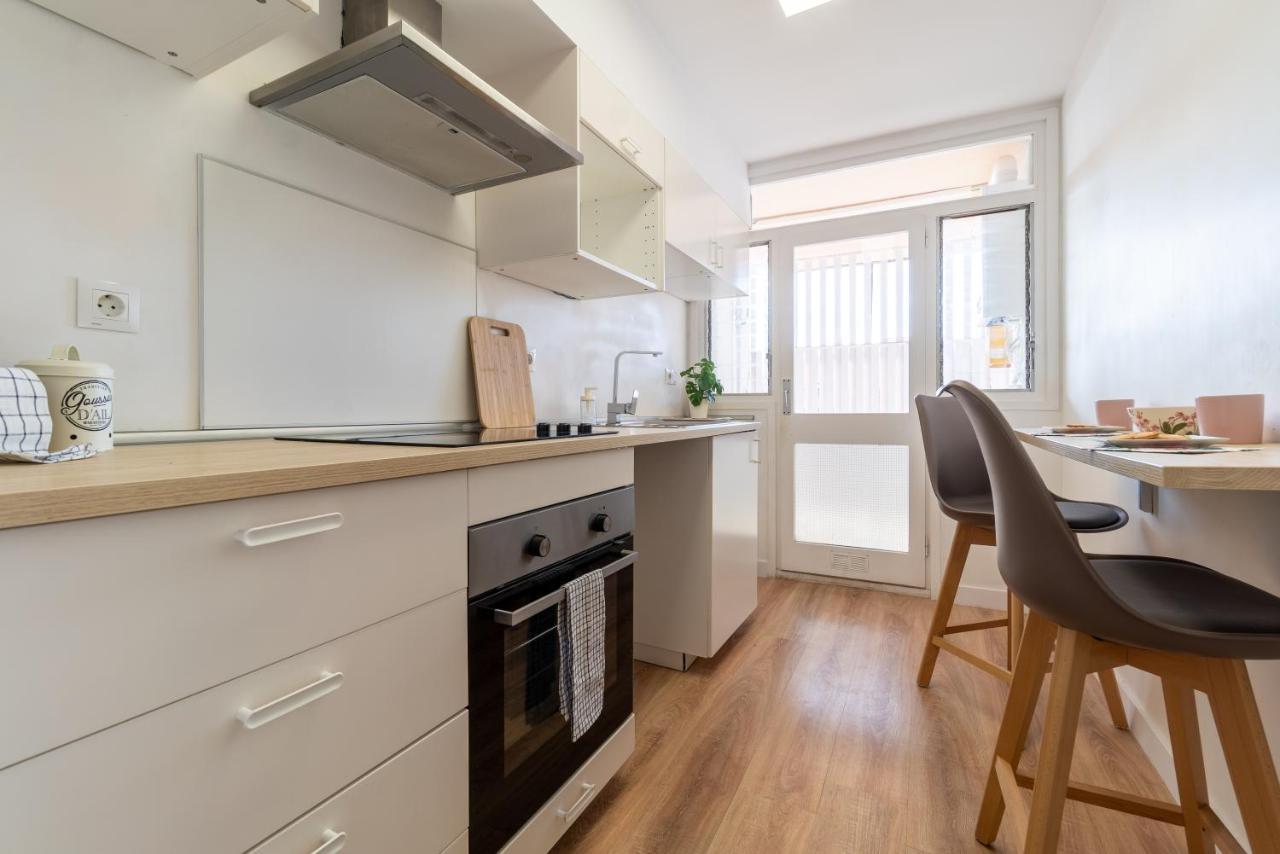 Apartament Apartamento Con Piscina Y Gran Terraza Con Vistas - Muy Cerca De La Playa, El Centro Y La Estacion Vilassar De Mar Zewnętrze zdjęcie