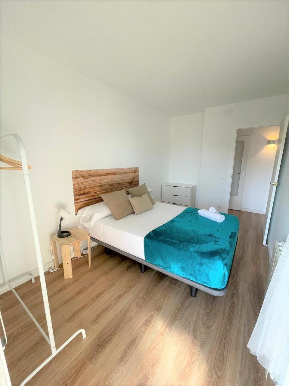 Apartament Apartamento Con Piscina Y Gran Terraza Con Vistas - Muy Cerca De La Playa, El Centro Y La Estacion Vilassar De Mar Zewnętrze zdjęcie