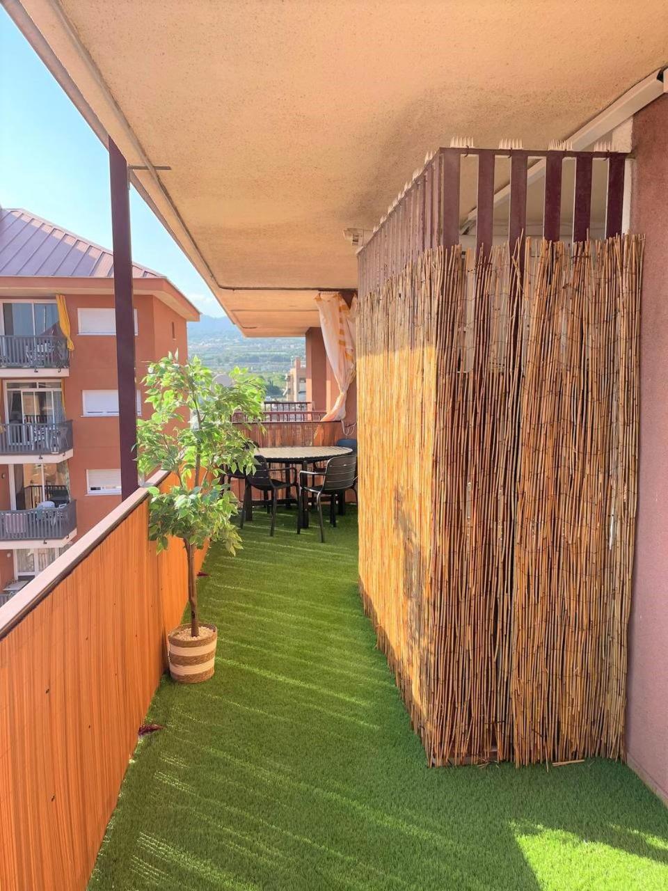 Apartament Apartamento Con Piscina Y Gran Terraza Con Vistas - Muy Cerca De La Playa, El Centro Y La Estacion Vilassar De Mar Zewnętrze zdjęcie